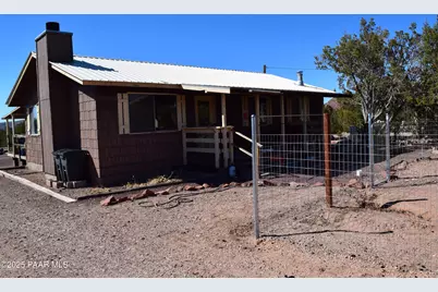 25633 El Dorado Drive, Seligman, AZ 86337 - Photo 1