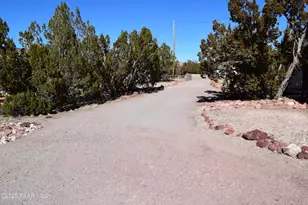 25633 El Dorado Dr, Seligman, AZ 86337 - Photo 16