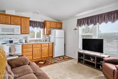 25815 W Fort Rock Road, Seligman, AZ 86337 - Photo 8