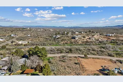 19559 E Fremont Drive, Mayer, AZ 86333 - Photo 10