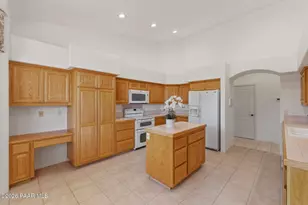 8875 N Valley Oak Dr, Prescott, AZ 86305 - Photo 12