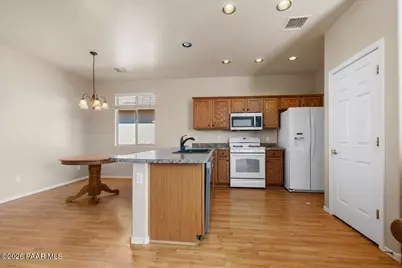 8117 N Racehorse Road, Prescott Valley, AZ 86315 - Photo 12