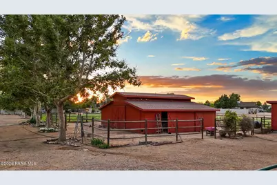 560 W Center Street, Chino Valley, AZ 86323 - Photo 4