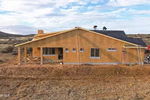 9230 N Grazing Meadow Ln, Prescott Valley, AZ 86315 - Photo 4