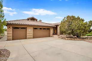 13832 N Spotted Eagle Dr, Prescott, AZ 86305 - Photo 4