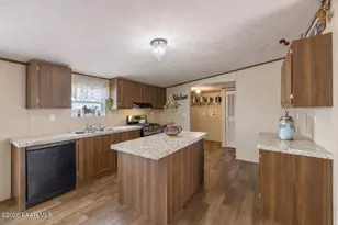 25690 N Andra Dr, Paulden, AZ 86334 - Photo 10