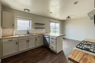 8613 E Hopi Dr, Prescott Valley, AZ 86314 - Photo 8