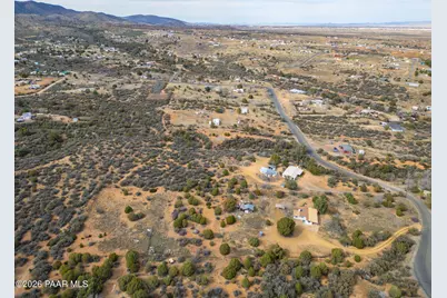 1550 S Hopi Trail, Dewey-Humboldt, AZ 86327 - Photo 8