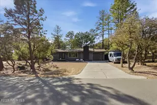 512 Westwood Dr, Prescott, AZ 86303 - Photo 1