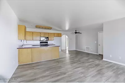 2976 N Golden Way, Prescott Valley, AZ 86314 - Photo 6