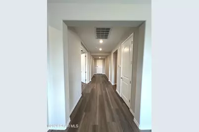 7639 E Turnberry Drive, Prescott Valley, AZ 86315 - Photo 2