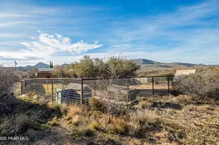 6565 S Musgrove Rd, Skull Valley, AZ 86338 - Photo 58