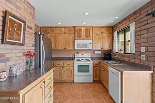 1605 Corral Dr, Wickenburg, AZ 85390 - Photo 18