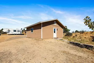 17827 S Tawny Ln, Peeples Valley, AZ 86332 - Photo 54