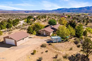 17827 S Tawny Ln, Peeples Valley, AZ 86332 - Photo 68
