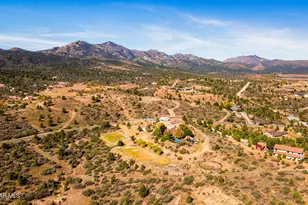 17827 S Tawny Ln, Peeples Valley, AZ 86332 - Photo 72