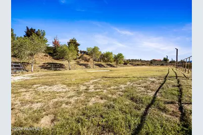 17827 S Tawny Lane, Peeples Valley, AZ 86332 - Photo 20