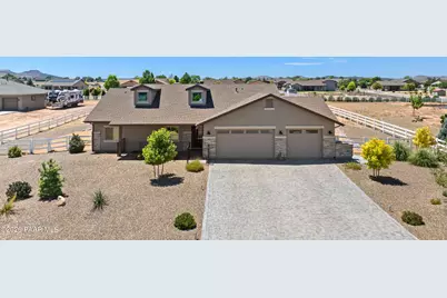 174 S Brenna, Chino Valley, AZ 86323 - Photo 1