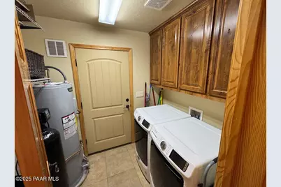 1740 W Bumblebee Drive, Chino Valley, AZ 86323 - Photo 10