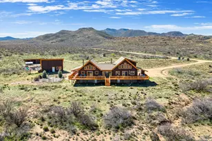 8807 S Fipsila Circle, Kirkland, AZ 86332 - Photo 2