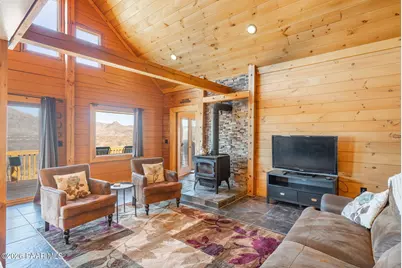 8807 S Fipsila Circle, Kirkland, AZ 86332 - Photo 10