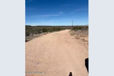 55991 N Bridge Canyon Parkway, Seligman, AZ 86337 - Photo 10