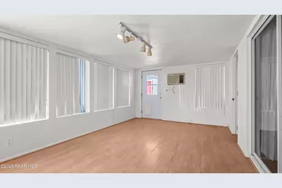 21312 W Shalako Lane, Congress, AZ 85332 - Photo 16