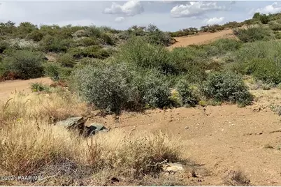 851 S Apache Knolls Trail, Dewey-Humboldt, AZ 86327 - Photo 6