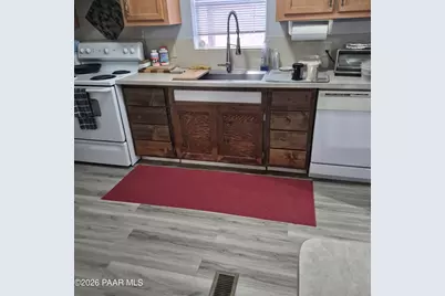 54310 Paint Brush Lane, Seligman, AZ 86337 - Photo 8