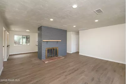 401 Valley Place, Prescott, AZ 86301 - Photo 6