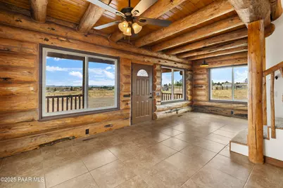 25665 N Riesling Lane, Paulden, AZ 86334 - Photo 4