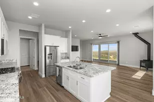 15690 E Orch Vw Rd, Dewey-Humboldt, AZ 86327 - Photo 2