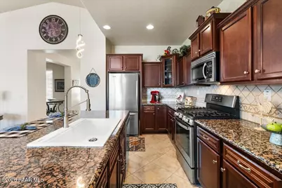 1121 N Half Hitch Road, Prescott Valley, AZ 86314 - Photo 10