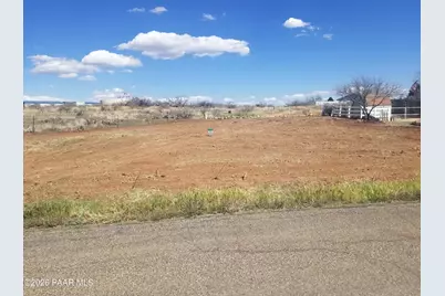 17402 E Bob White Road, Mayer, AZ 86333 - Photo 1