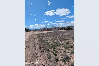 12 W Baja Road, Paulden, AZ 86334 - Photo 1