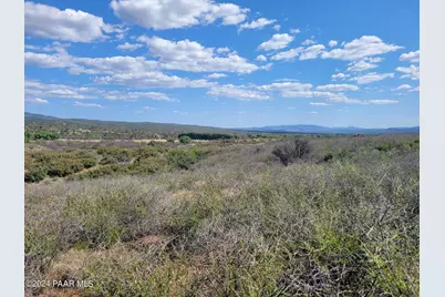 1365 S Iron Springs Road, Skull Valley, AZ 86338 - Photo 10