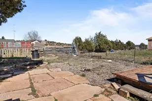 25405 N Cedar Dr, Paulden, AZ 86334 - Photo 26