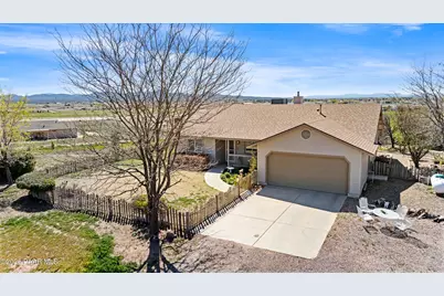 3260 Ron Road #2, Paulden, AZ 86334 - Photo 2