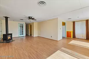 1353 N Albino Trail, Dewey-Humboldt, AZ 86327 - Photo 12