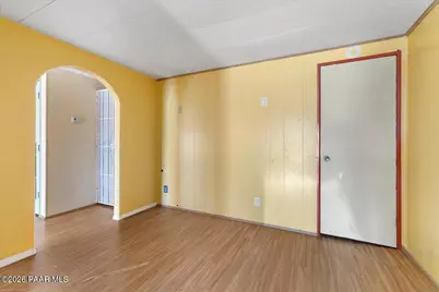 1353 N Albino Trail, Dewey-Humboldt, AZ 86327 - Photo 6