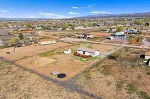 325 E Houston Rd, Paulden, AZ 86334 - Photo 38