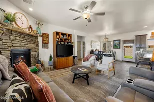 7275 E Grandview Dr, Prescott Valley, AZ 86314 - Photo 6