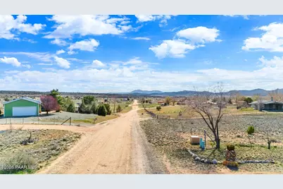 24680 N St Louis Street, Paulden, AZ 86334 - Photo 32