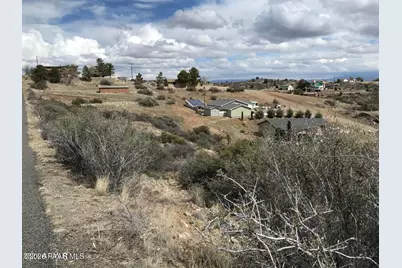 18207 Tawny Lane, Peeples Valley, AZ 86332 - Photo 28