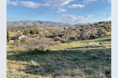 18207 Tawny Lane, Peeples Valley, AZ 86332 - Photo 4