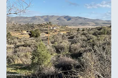 18207 Tawny Lane, Peeples Valley, AZ 86332 - Photo 10