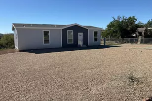 20821 E Cactus Wren Dr, Mayer, AZ 86333 - Photo 2