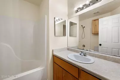 5261 N Robert Road, Prescott Valley, AZ 86314 - Photo 12