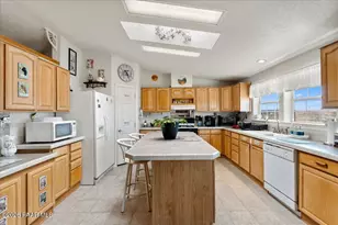 330 N Sioux Dr, Chino Valley, AZ 86323 - Photo 12