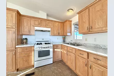 54125 N Mariposa Lane, Seligman, AZ 86337 - Photo 6